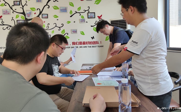 证书检查.jpg 证书检查.jpg