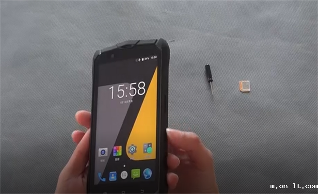 X10防爆手机怎么装手机卡