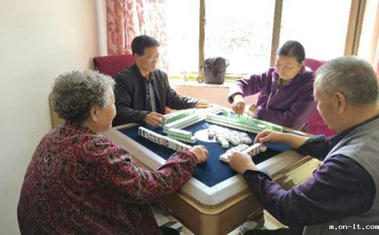打麻将.jpg 打麻将.jpg