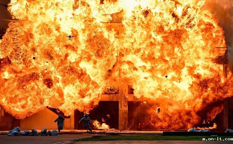 危险气体爆炸.jpg 危险气体爆炸.jpg